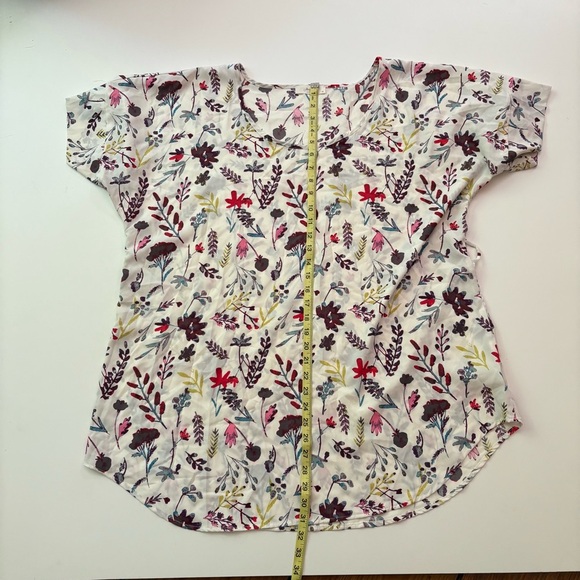 Pink and Purple Floral Short Sleeve Tunic - Picture 9 of 10